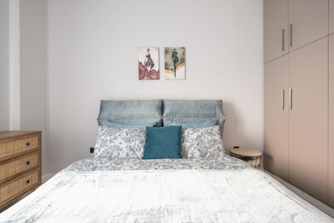 Comfy And Modern Apartment Афіни Екстер'єр фото